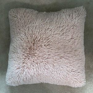 Throw pillow